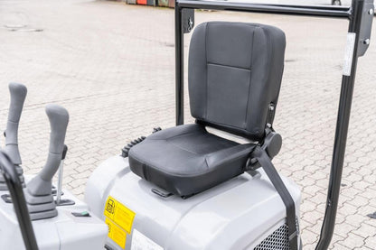 Bobmaster Basic diesel minigraver - 850 kg, inkl. skovlsæt