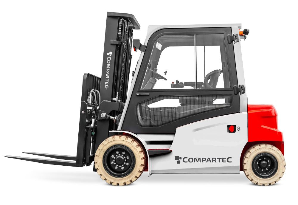 CSX LØVE - El gaffeltruck 4-hjulet fuldkabine, kapacitet 5000 kg, løftehøjde 4800 mm, Li-ion batteri