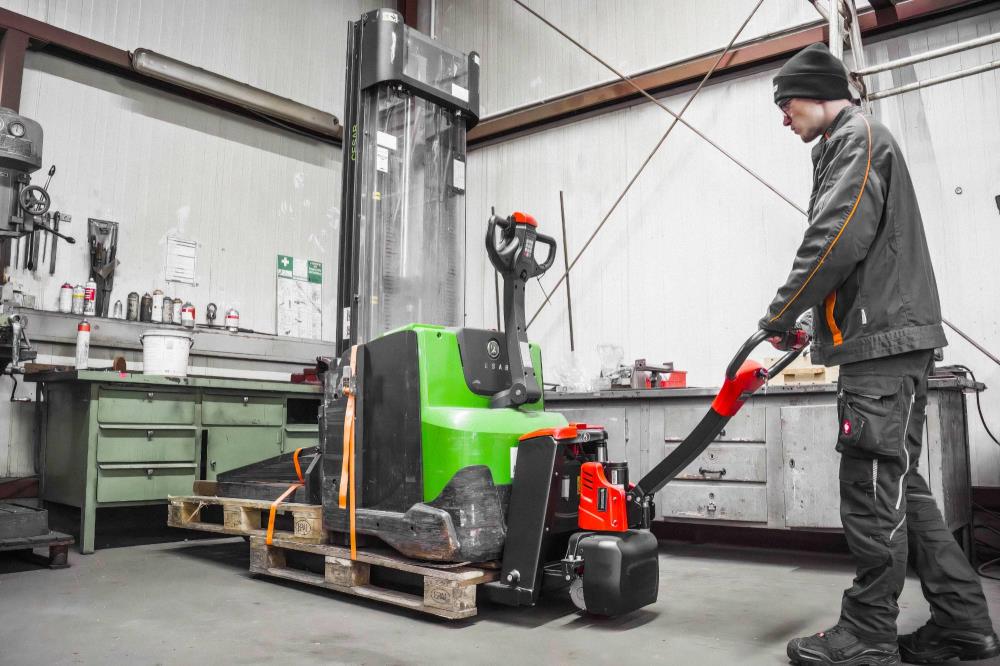 ForkLion El-palleløfter - 1500 kg kapacitet, inkl. batteri og oplader