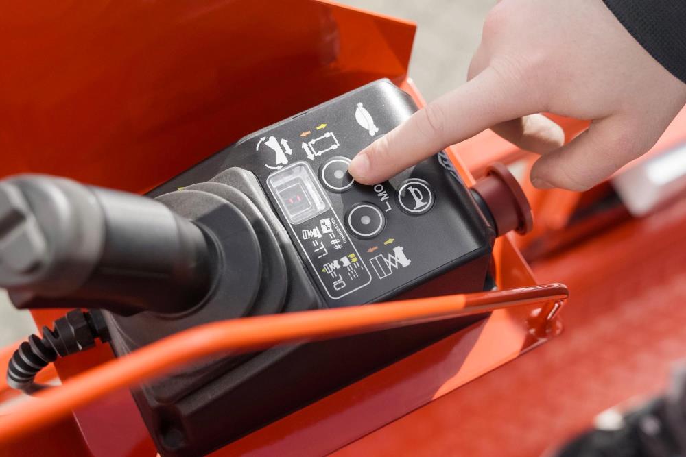 MaxLine Elektrisk Sakselift - arbejdshøjde op til 12 meter