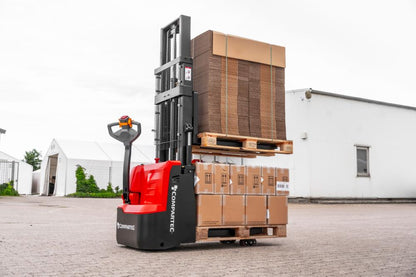 CS12i Elektrisk Stabler med initialløft - 1200 kg kapacitet, løftehøjde op til 3300 mm