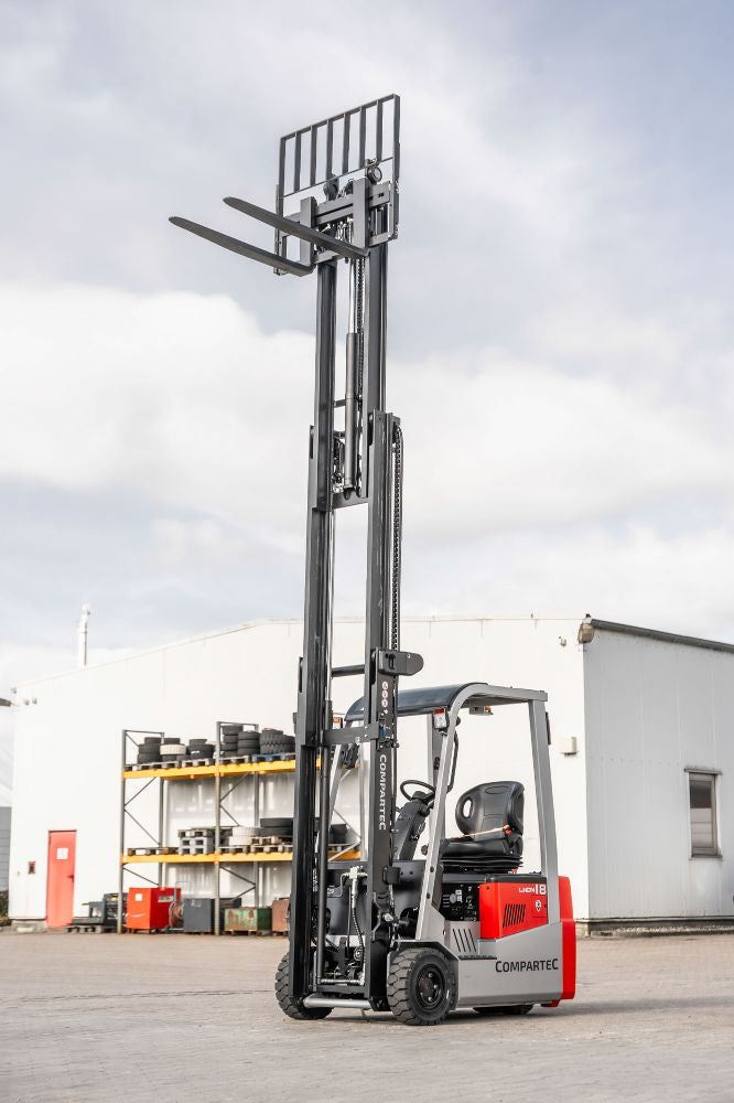 CPD18 – El gaffeltruck 3-hjulet, kapacitet 1800 kg, løftehøjde 4800 mm, Li-ion batteri
