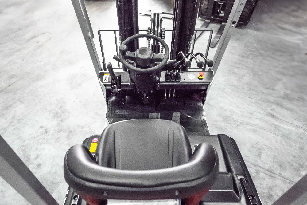 ECO15Li – El gaffeltruck 3-hjulet, kapacitet 1500 kg, løftehøjde 4350 mm, Li-ion batteri