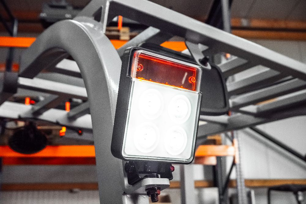 ECO15Li – El gaffeltruck 3-hjulet, kapacitet 1500 kg, løftehøjde 4350 mm, Li-ion batteri