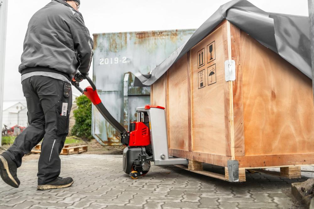 ForkLion PLUS El-palleløfter med støttehjul, 2000 kg kapacitet, inkl. batteri og oplader