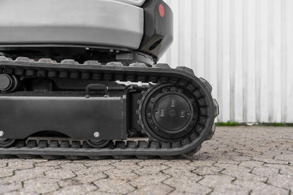 Bobmaster Ultimate diesel minigraver - 2680 kg med knækarm og joystick, inkl. skovlsæt