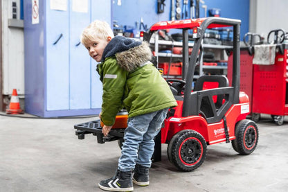 Elektrisk legetøjsgaffeltruck til børn – med fjernbetjening og løftefunktion